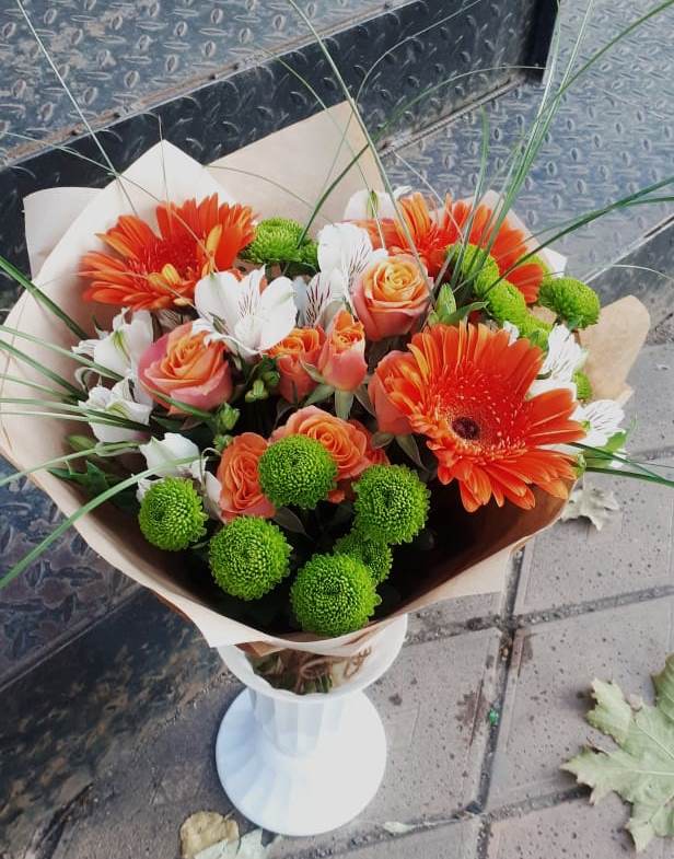 Букет цветов из: Герберы, Хризантемы, Альстромерии и Розы в Орудьево