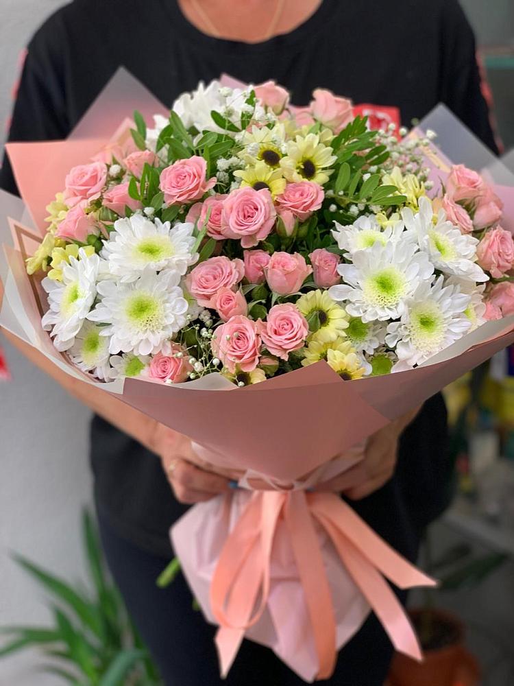 Букет цветов из: Розы и Хризантемы в Орудьево