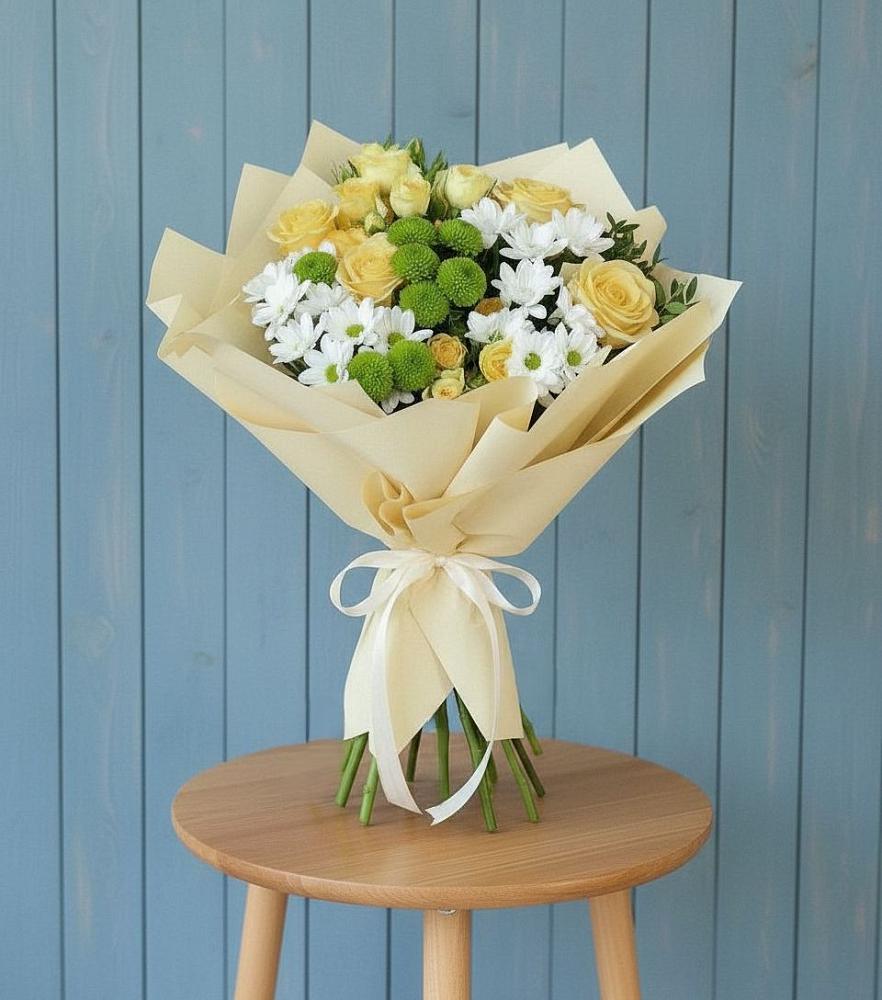 Букет цветов из: Хризантемы и Розы в Орудьево