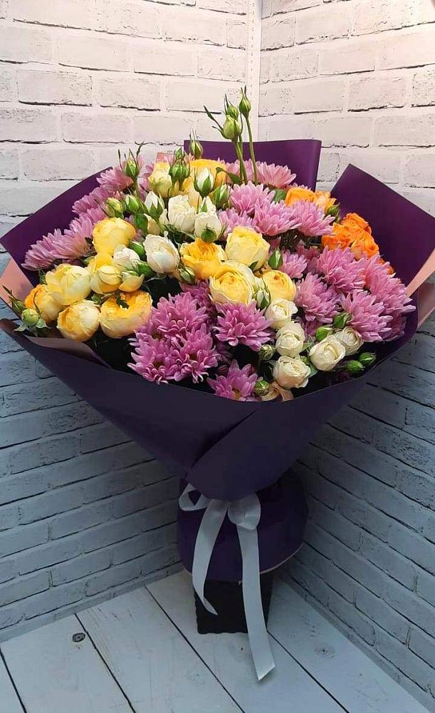 Букет цветов из: Хризантемы и Розы в Орудьево