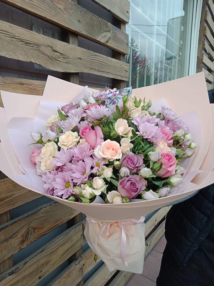 Букет цветов из: Розы и Хризантемы в Орудьево