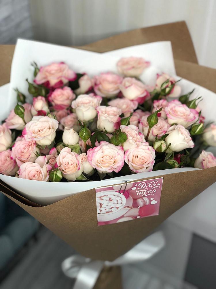 Букет цветов из: Розы в Орудьево