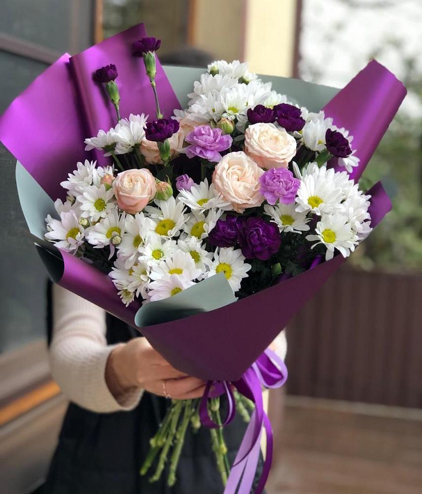 Букет цветов из: Хризантемы, Гвоздики и Розы в Орудьево