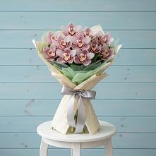 Букет цветов из:  Орхидеи и Розы #REPLACE_PRED# Орудьево