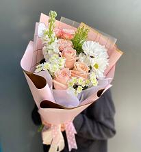 Букет цветов из:  Хризантемы и Розы в Орудьево