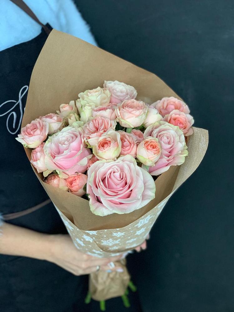 Букет цветов из: Хризантемы и Розы в Орудьево