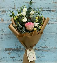 Букет цветов из:  Розы и Лизиантусы в Орудьево