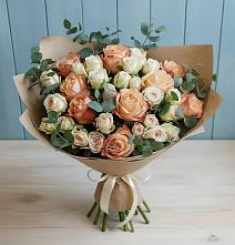 Букет цветов из:  Альстромерии и Розы #REPLACE_PRED# Орудьево
